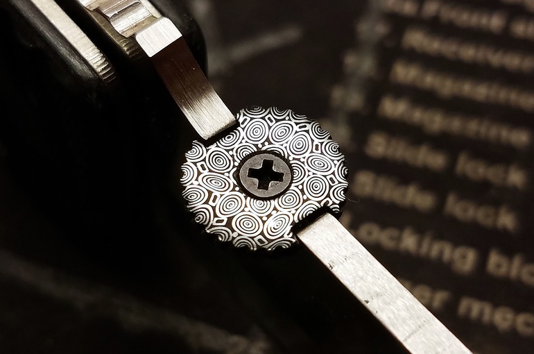 Damasteel Monster Thumbdisk image